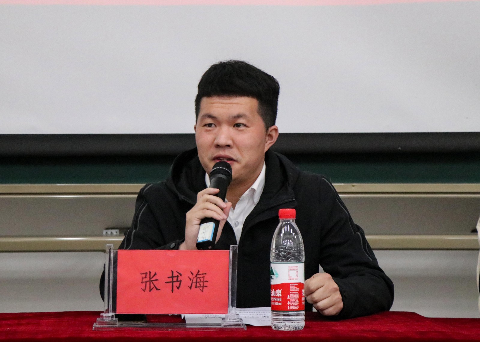 摄影记者曹珍珍、王玉菲6.jpg 摄影记者曹珍珍、王玉菲6.jpg