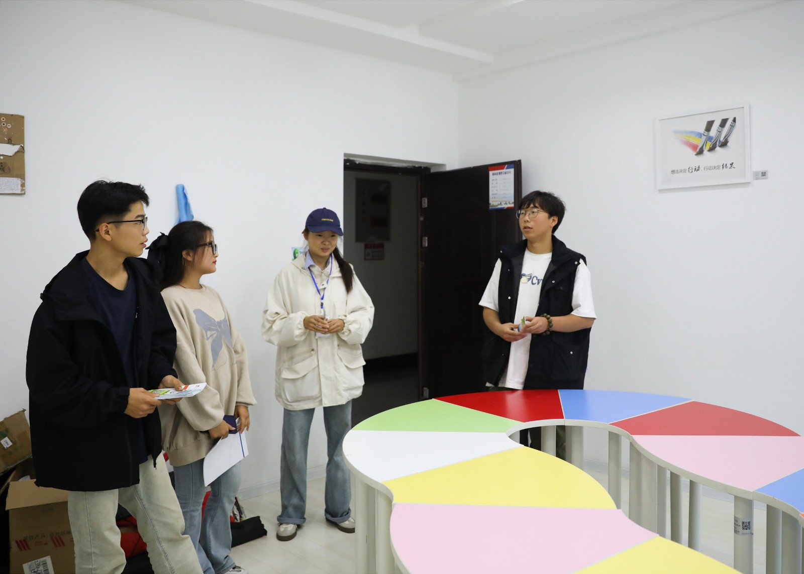 摄影记者原洪帅 (2).jpg 摄影记者原洪帅 (2).jpg