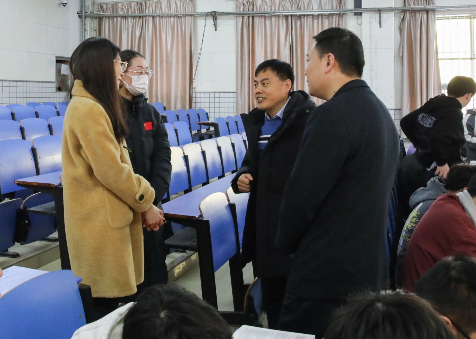 摄影记者刘果 (10).jpg 摄影记者刘果 (10).jpg
