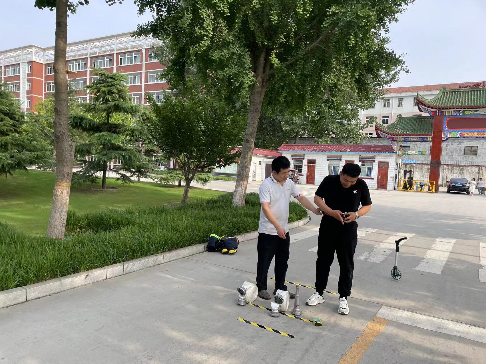 赛前训练(校内4).jpg 赛前训练(校内4).jpg