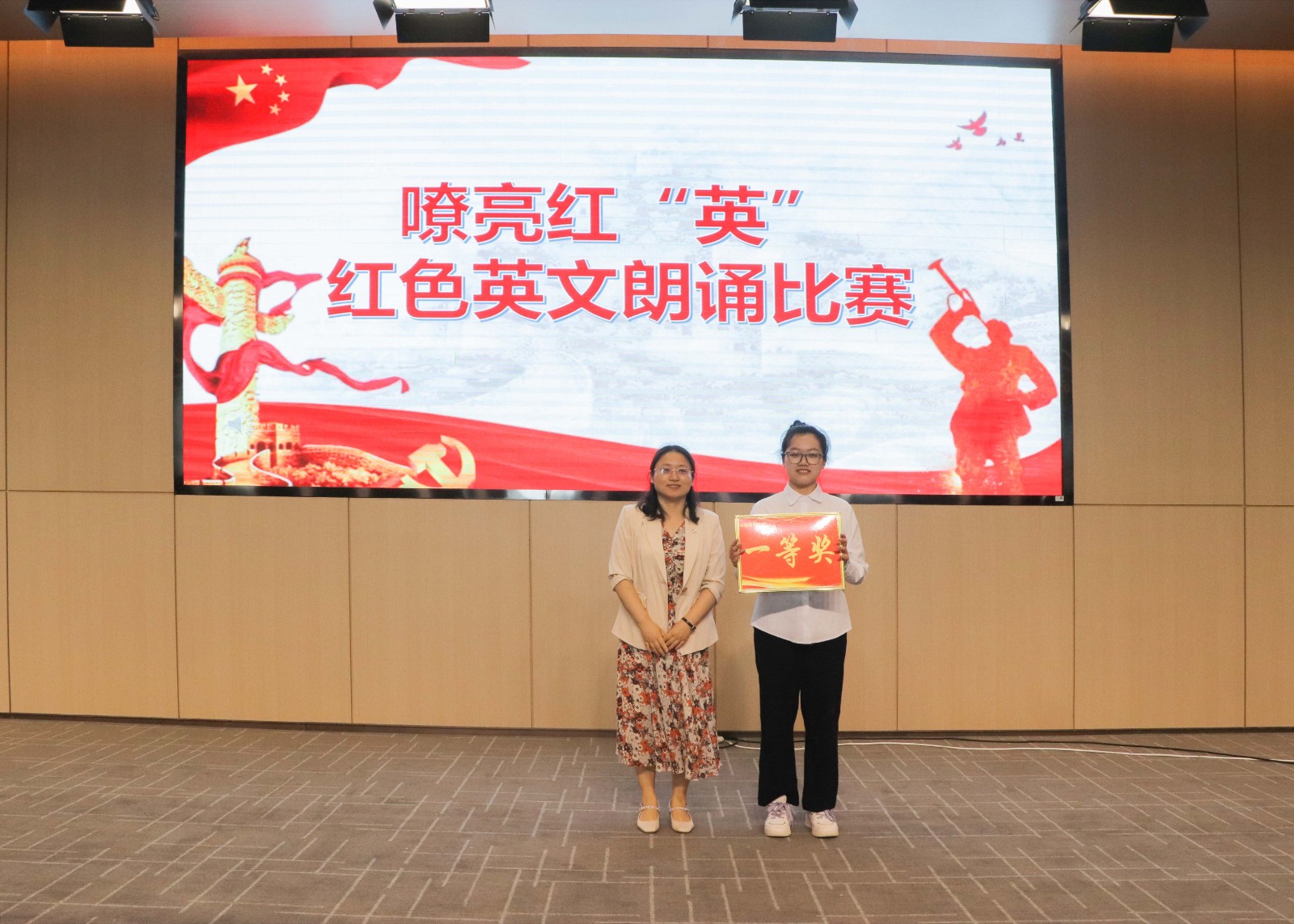 摄影记者郭颖新3.jpg 摄影记者郭颖新3.jpg
