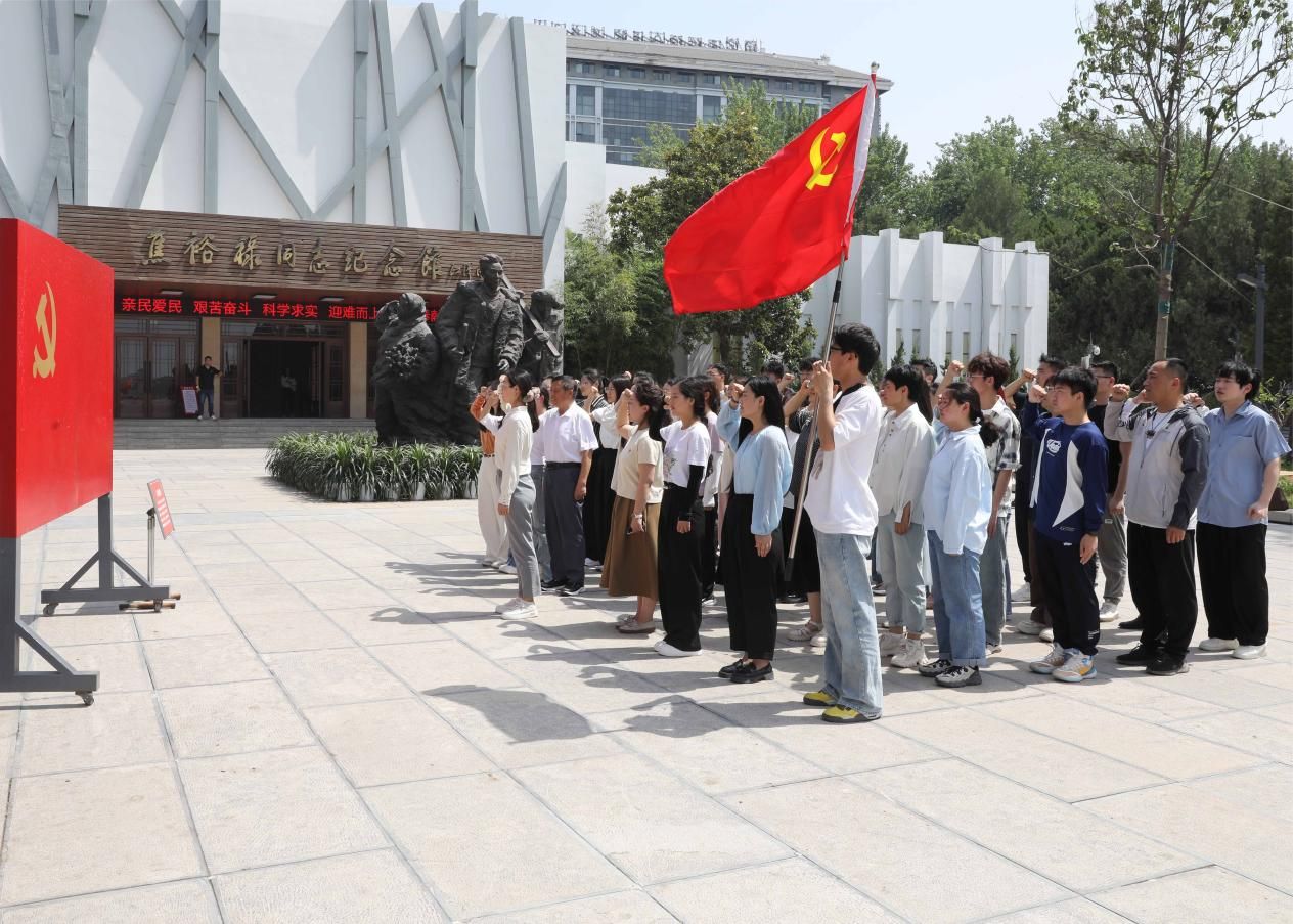 图片 2.jpg 图片 2.jpg
