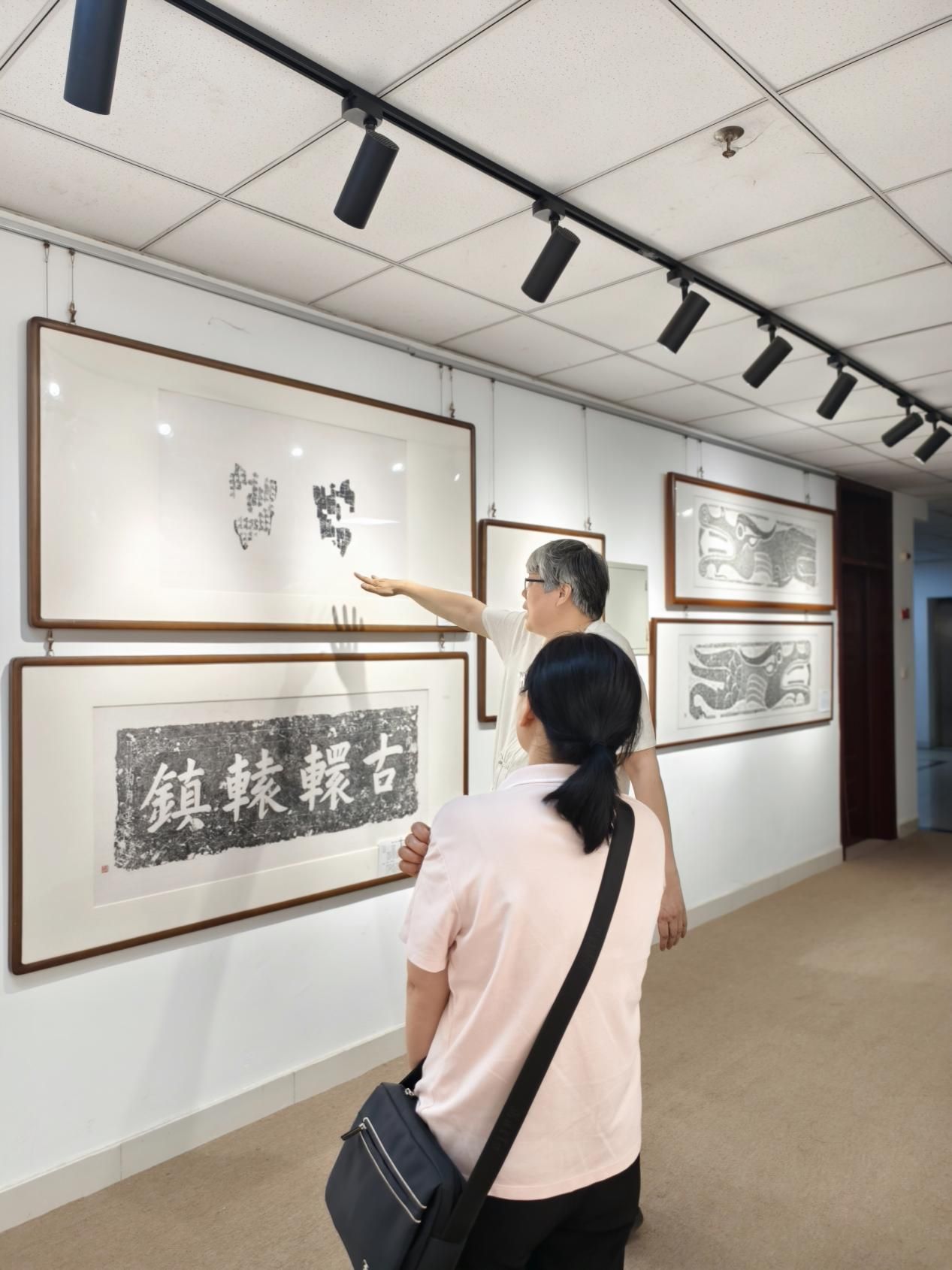 图片 1.jpg 图片 1.jpg