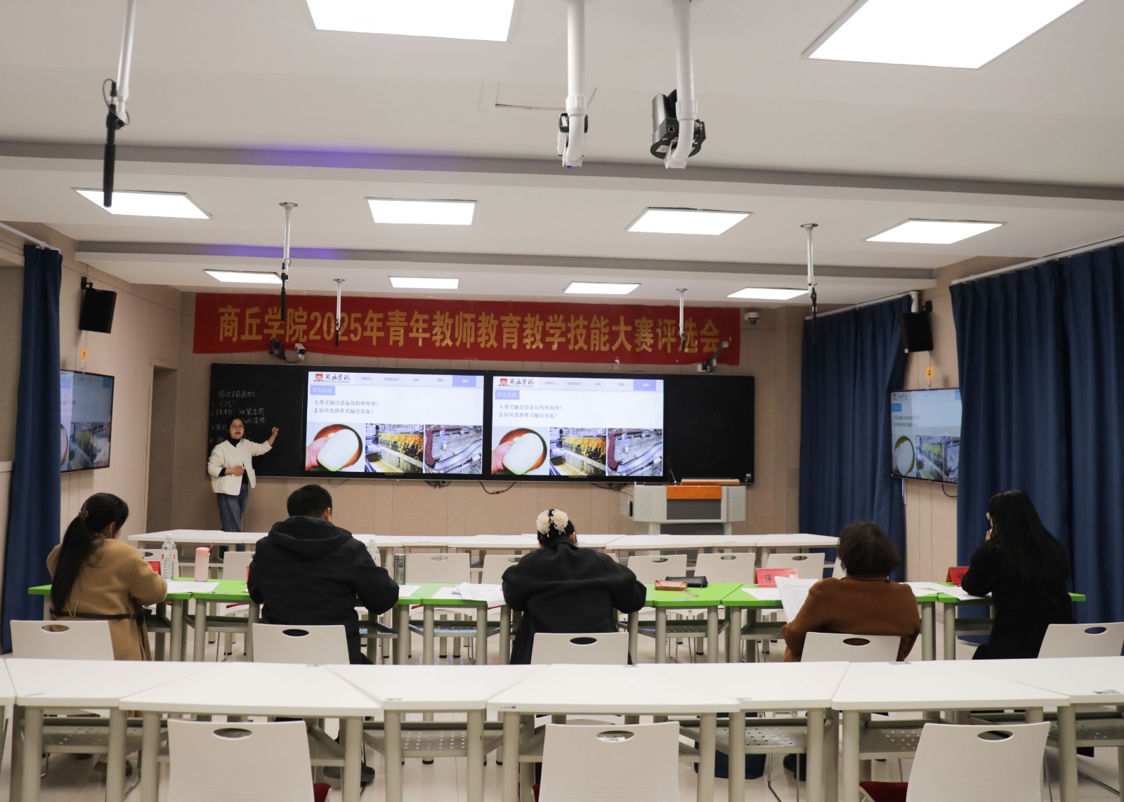 摄影记者蔺勇泰修 (3).jpg 摄影记者蔺勇泰修 (3).jpg