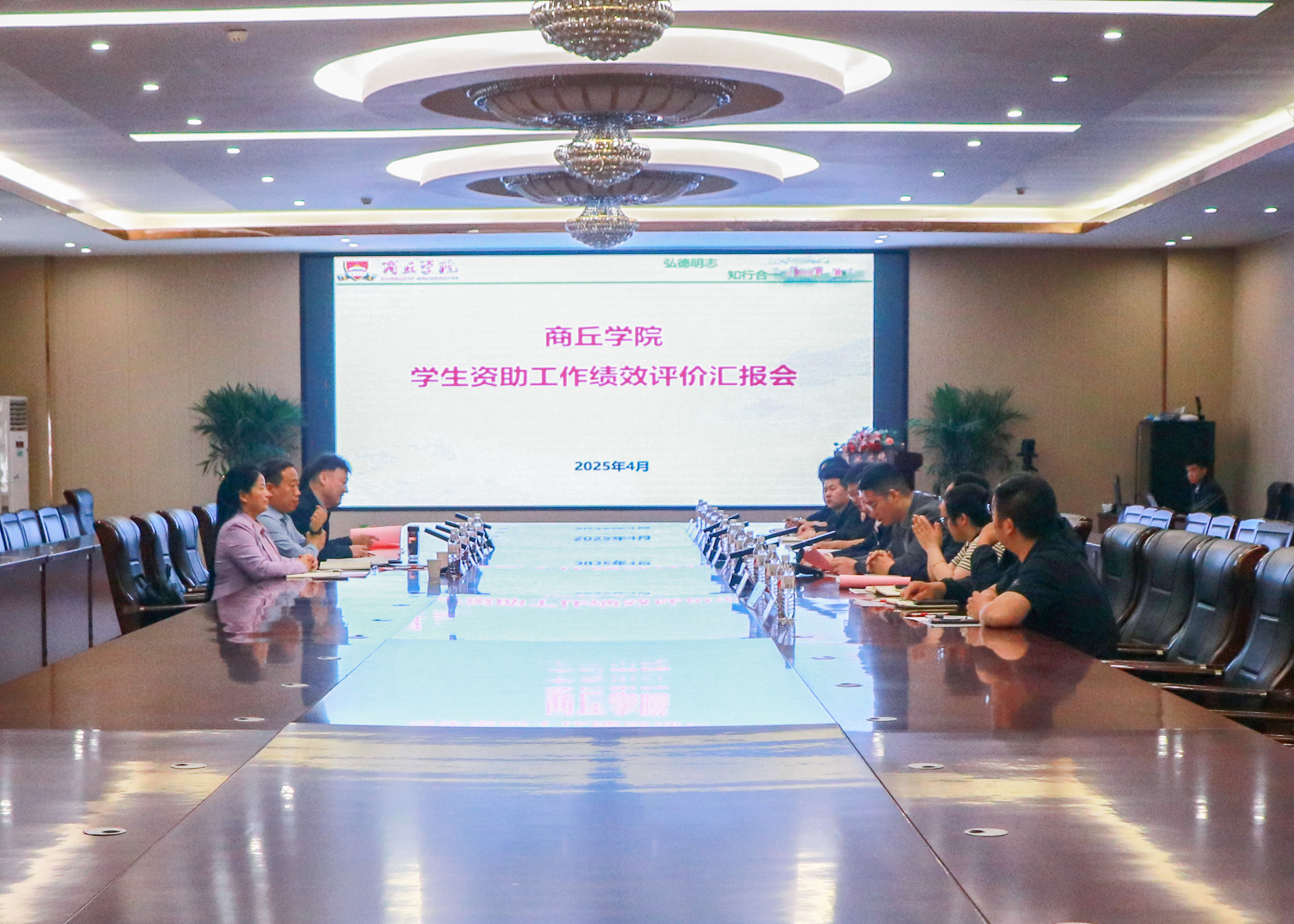 摄影记者张倚铬修1.jpg
