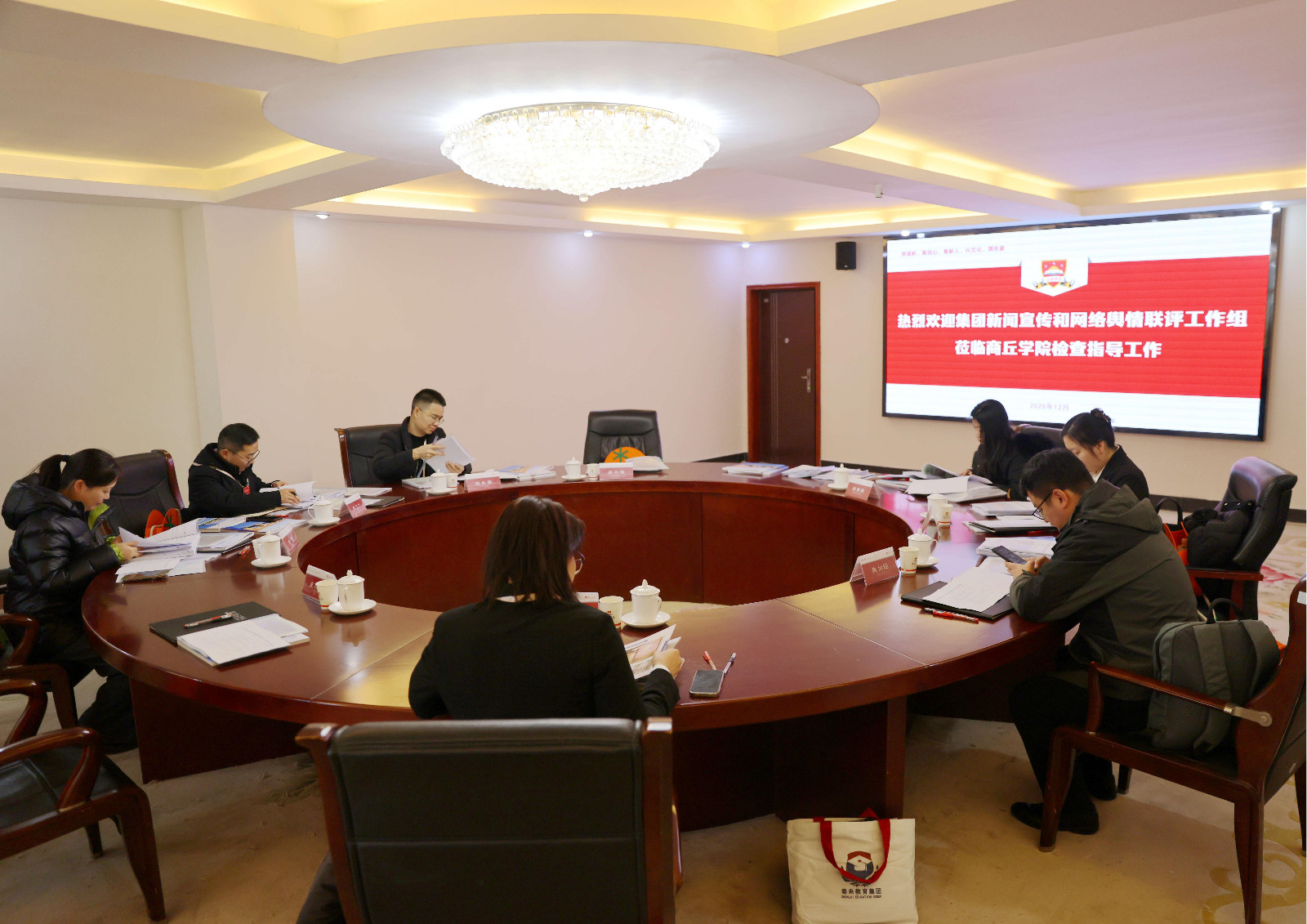 ziliao-2.JPG ziliao-2.JPG