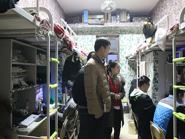 933cc586a9e400079104e96c7541bbcc.jpg 计科-(40)12.jpg