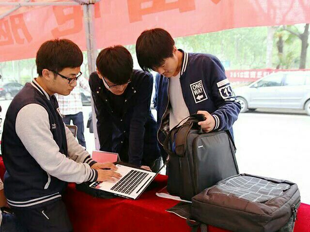 fa01f67ecda6932e64cf2125efa5503c.jpg 电脑维修.jpg
