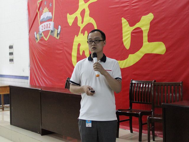 6b7fb3a632fc0ac834252ae35eb7e64b.jpg 李国成 (2)_副本.jpg