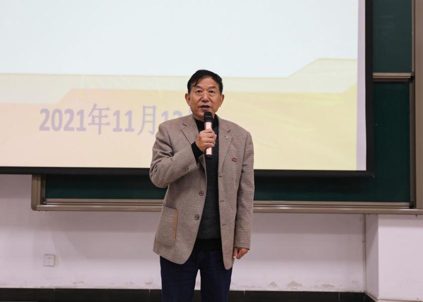 张玉中讲话 张玉中讲话