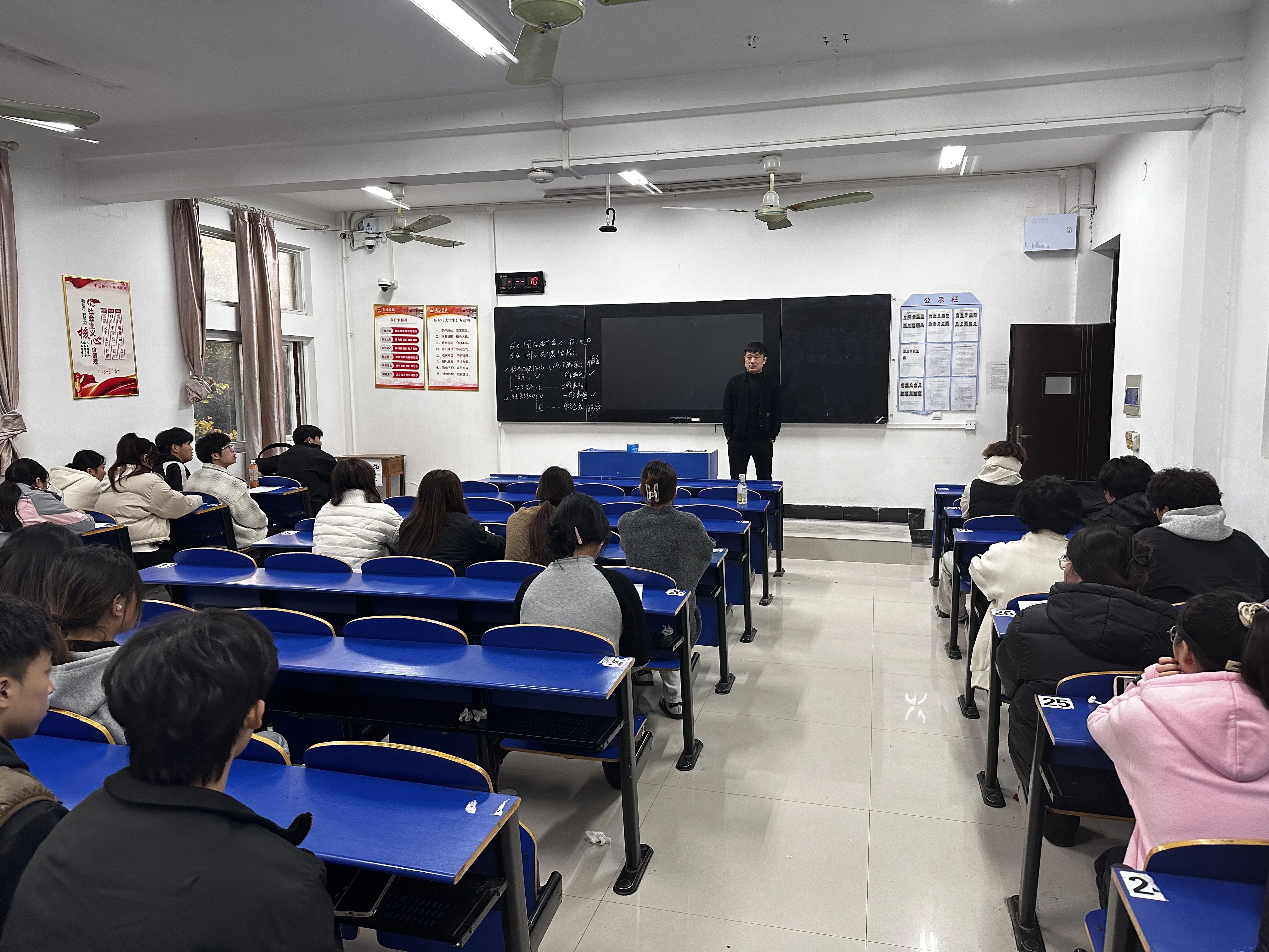 微信图片_2025-11-13_144229_418.jpg 微信图片_2025-11-13_144229_418.jpg
