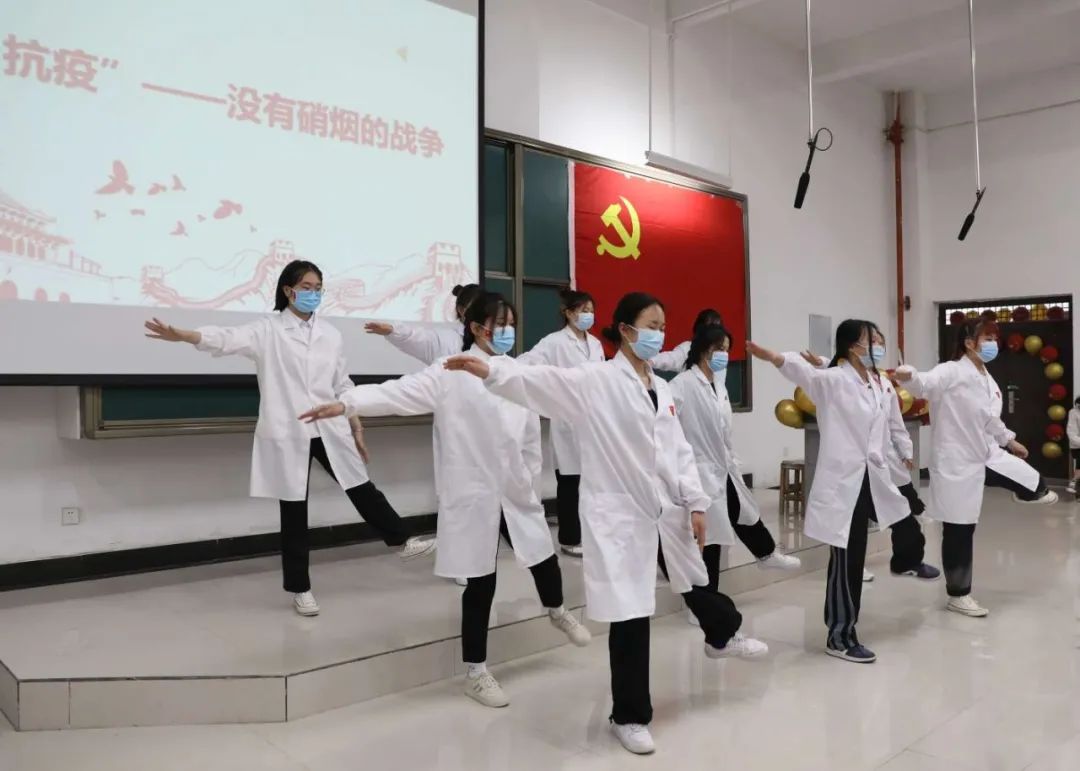 舞蹈.jpg 舞蹈.jpg
