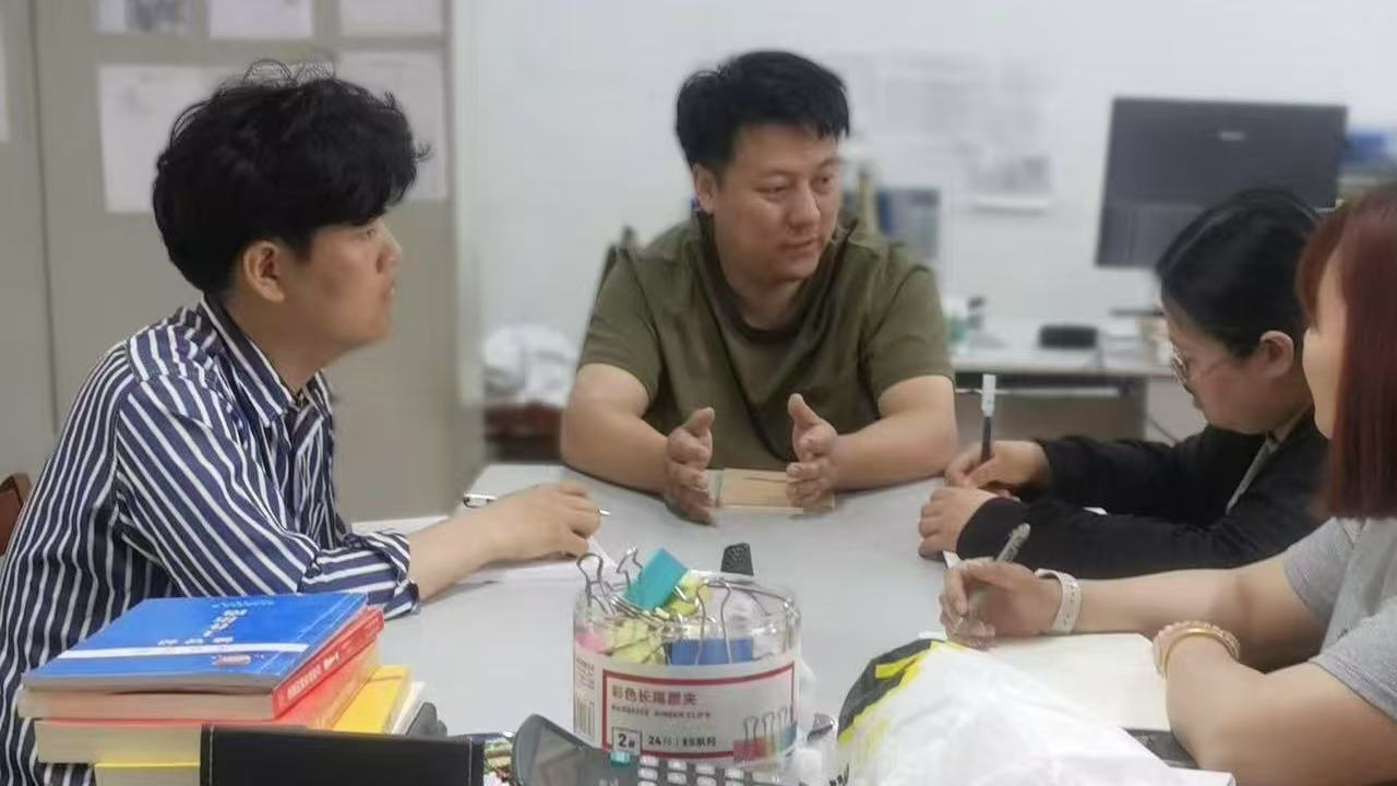 2.jpg 2.jpg