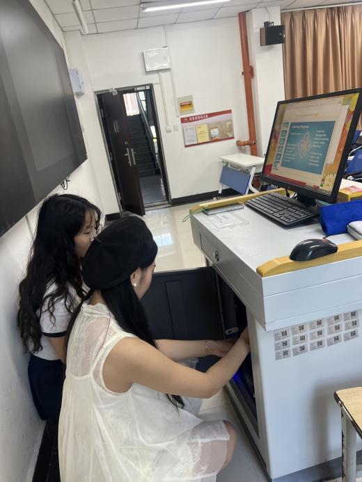 D:/1看球网体育直播/2新闻稿+图片/新闻图片/2025新闻图片/8.25教学检查.jpg8.25教学检查