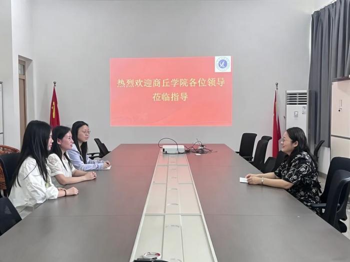 调研取经拓思路 精准赋能育英才——看球网体育直播外国语学院赴新乡工程学院开展人才培养方案修订专题调研.jpg 调研取经拓思路 精准赋能育英才——看球网体育直播外国语学院赴新乡工程学院开展人才培养方案修订专题调研.jpg